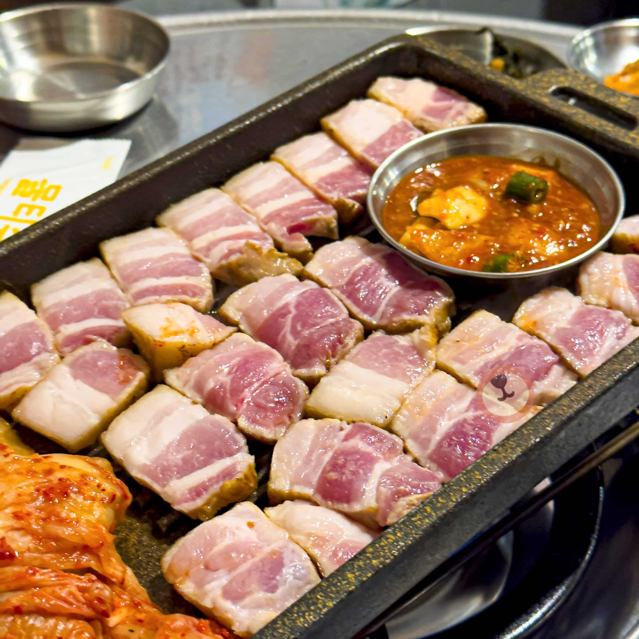 의정부역 현지인 맛집 삼겹살 전문점 골목식당 썸네일 스티커