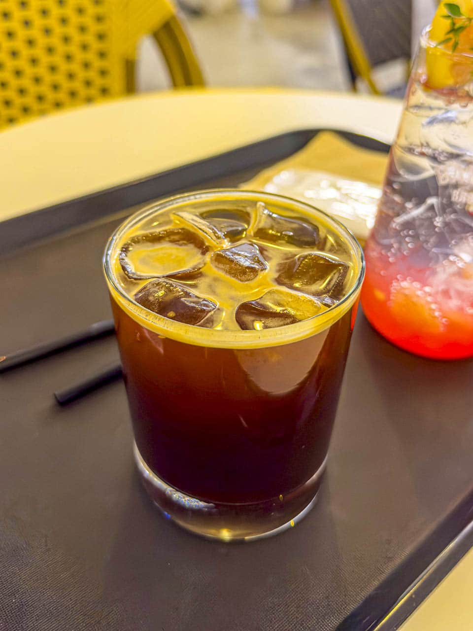 강남역 대형 디저트 카페, 새로 오픈한 베이커스트 브라운 음료1